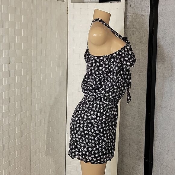 ANN TAYLOR LOFT HALTER FLORAL PRINT DESIGN TIE NECK SLEEVELESS WOMEN"S ROMPER - Picture 11 of 14